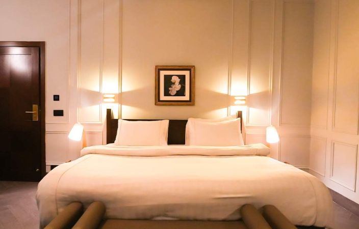 Deluxe King Room